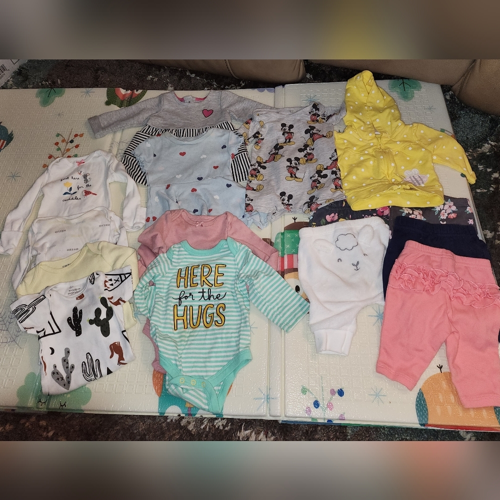 Newborn Girl Clothes excellent condition
